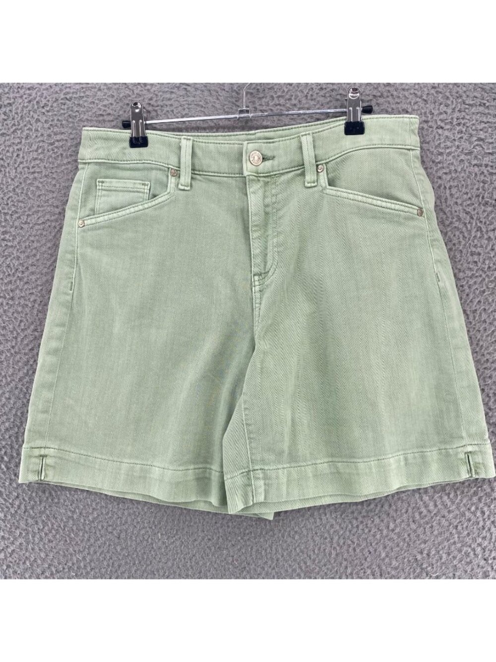 Chicos Shorts Womens 1 US 8 Sage Green Denim Jean Pockets Cotton Blend Stretch